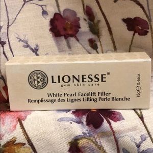 Lionesse White Pearl Facelift Filler .46oz